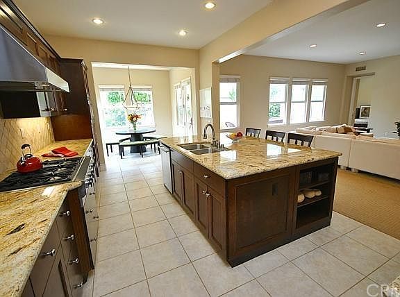 5th image of 15532 Orchid Avenue