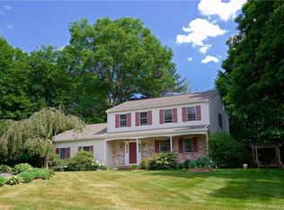 135 Musket Ridge Rd, Norwalk, CT 06850