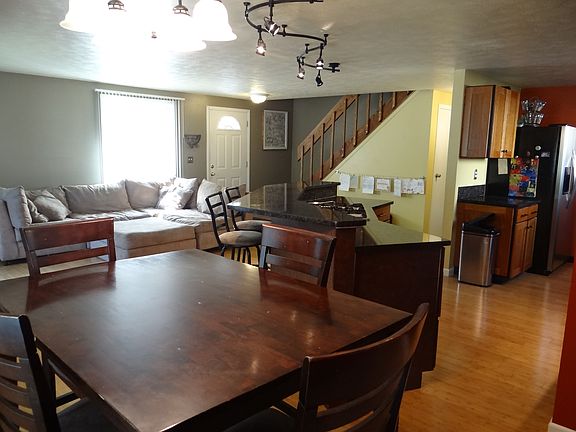 5th image of 6629 W 95th Pl