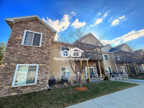 2000 Meadow Ct, Des Moines, IA