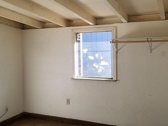 4th image of 1013 Hobson Ave