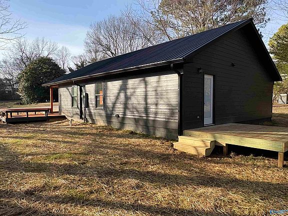 3rd image of 4939 Cherrywood Dr