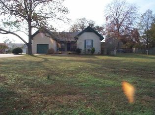 5302 Summit St, Fort Smith, AR 72903