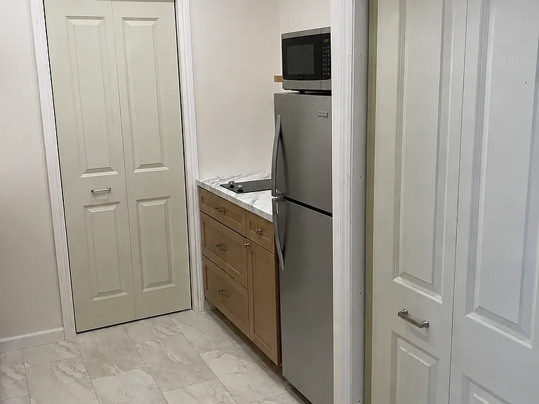 72 Wellings Pl #1 — Photo 9