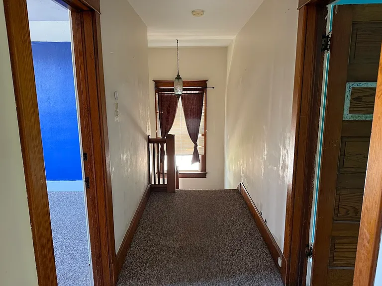 421 W Murray St — Photo 34