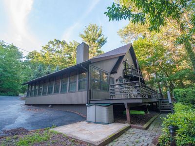 110 N Colony Cove Rd, Tafton, PA, 18464