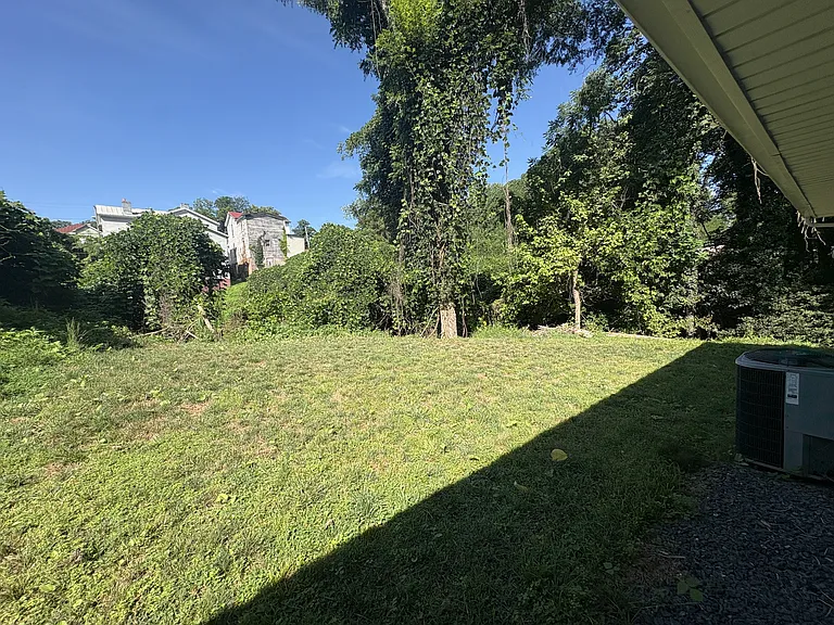 85 Harrison St — Photo 23