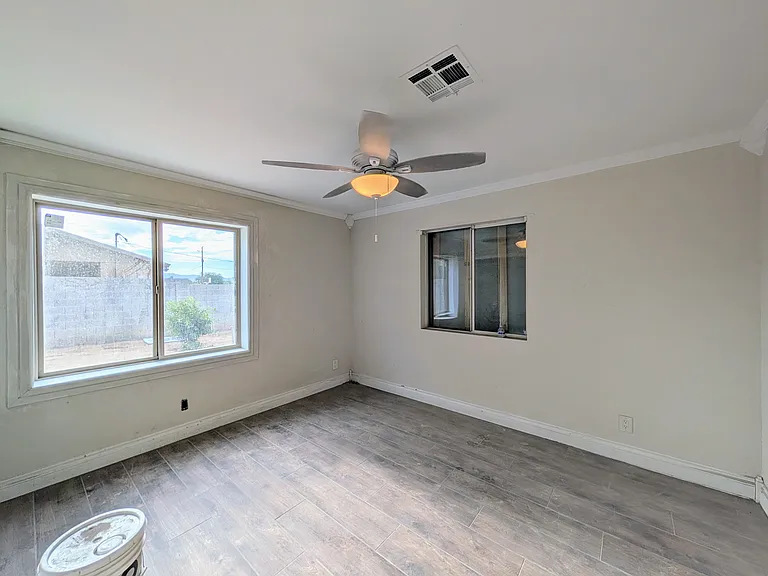 13208 W Tuckey Ln — Photo 31