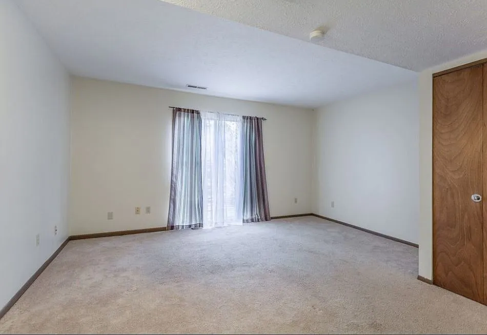 Brookpoint Apts-534 - D — Photo 2
