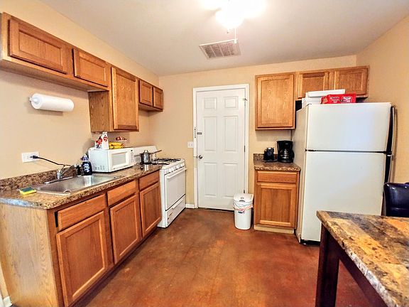2nd image of 4258 W Montrose Ave #Ground