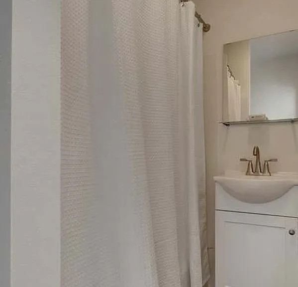 22 John St #38 — Photo 3