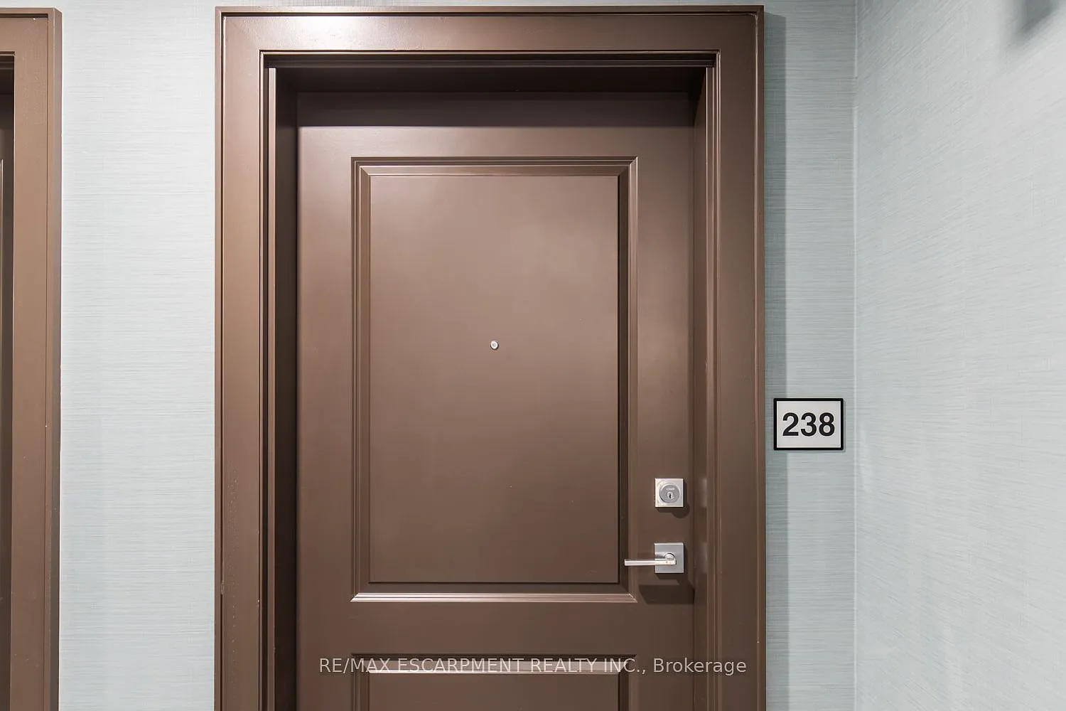 1 bed, $2,200 — Photo 2