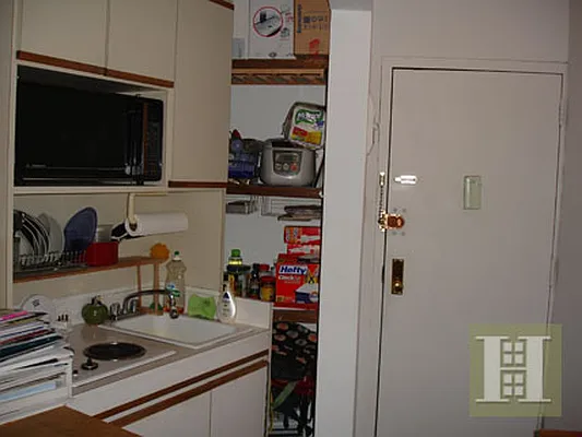 Rented by Halstead Real Estate | media 14