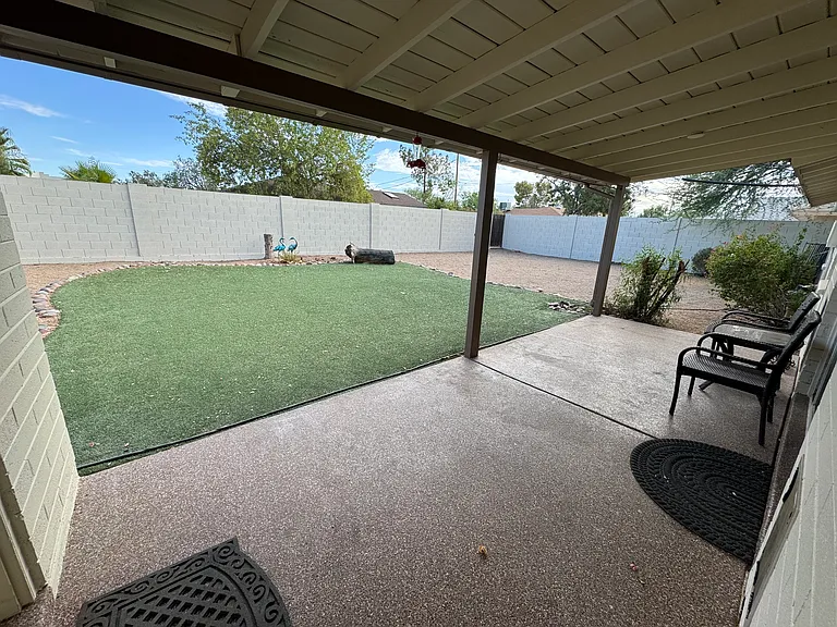 611 E Encanto Dr — Photo 11