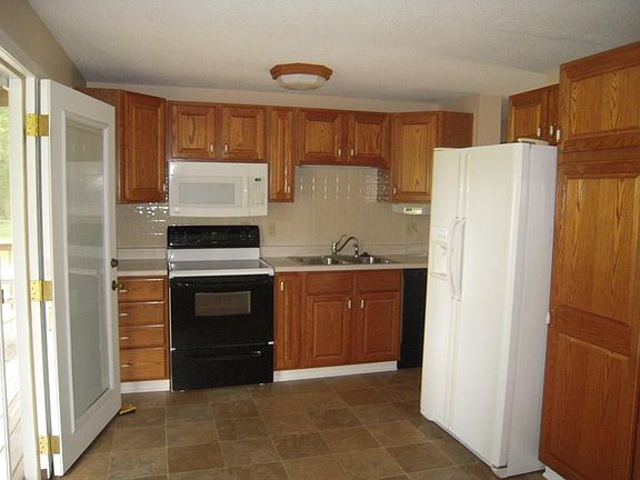 4th image of 1719 Mutz Dr