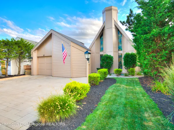 37 Egbert Street, Bay Head, NJ 08742