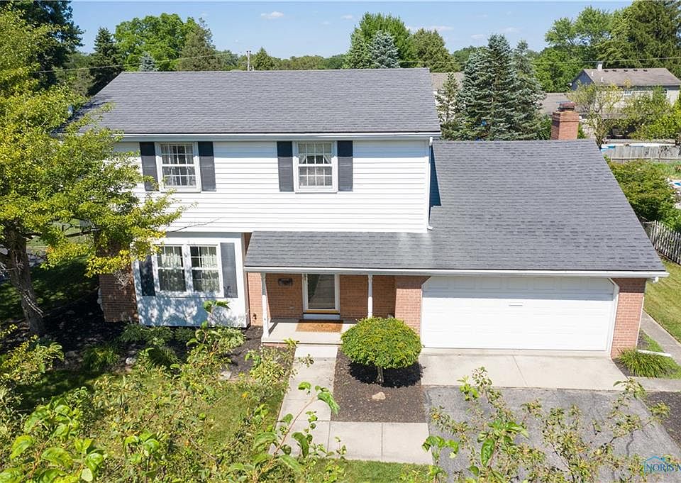 1st image of 1061 Eastbrook Dr