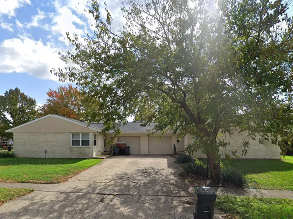 903 Scovill St, Urbana, IL 61801