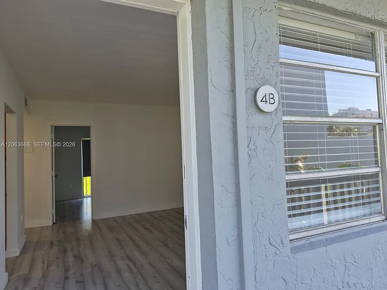 344 Meridian Ave #4B — Photo 7