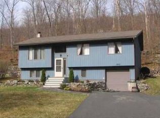 1462 Lakes Rd, Monroe, NY 10950