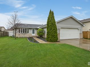 2107 Lolo Pass Dr, Plainfield, IL 60586