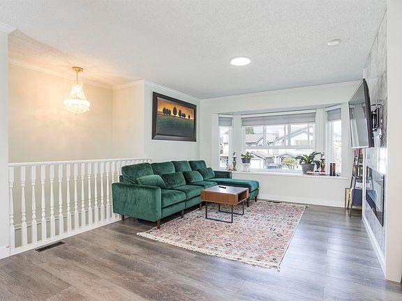2nd image of 20444 Dale Dr
