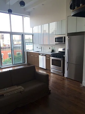 Rented by RES New York | media 12