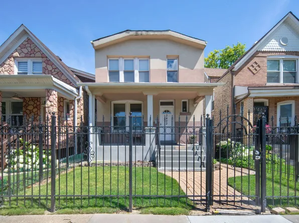 3402 W Beach Ave, Chicago, IL 60651