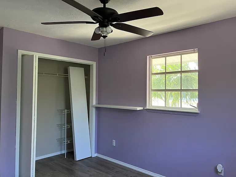 2nd bedroom