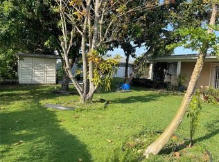 16040 SW 102nd Pl, Miami, FL 33157