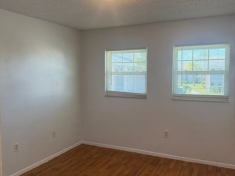 861 Sky Lake Cir #C — Photo 19
