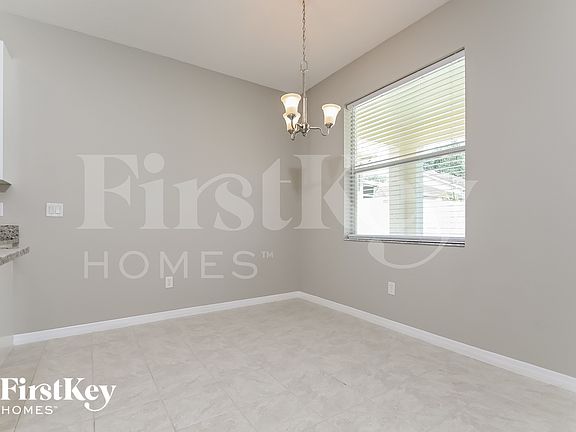 5th image of 1415 Marigold Dr