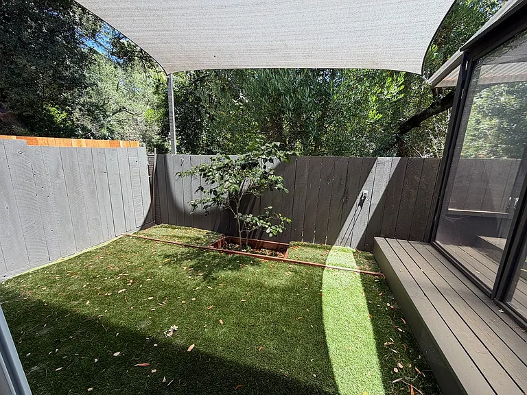 2087 Donald Dr — Photo 12