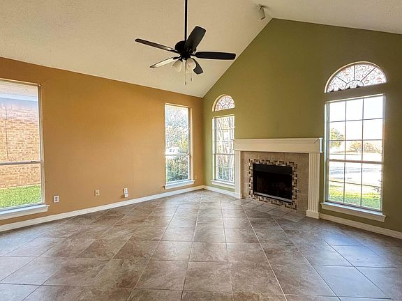 4th image of 2108 Arbor Creek Dr