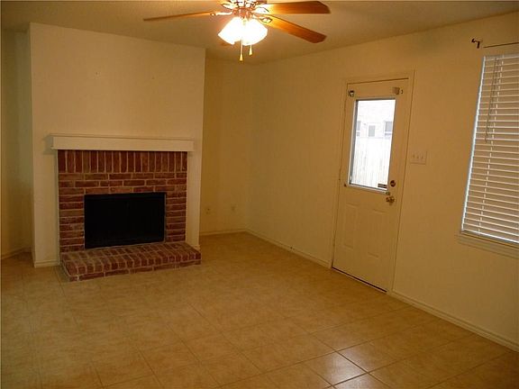 3rd image of 1617 Sierra Meadow Ln