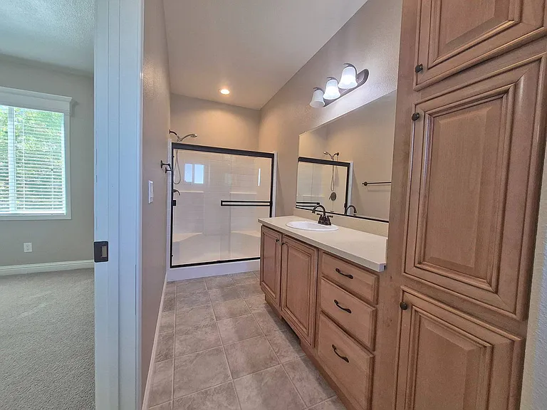 1054 Mountain Shadows Blvd #180 — Photo 8