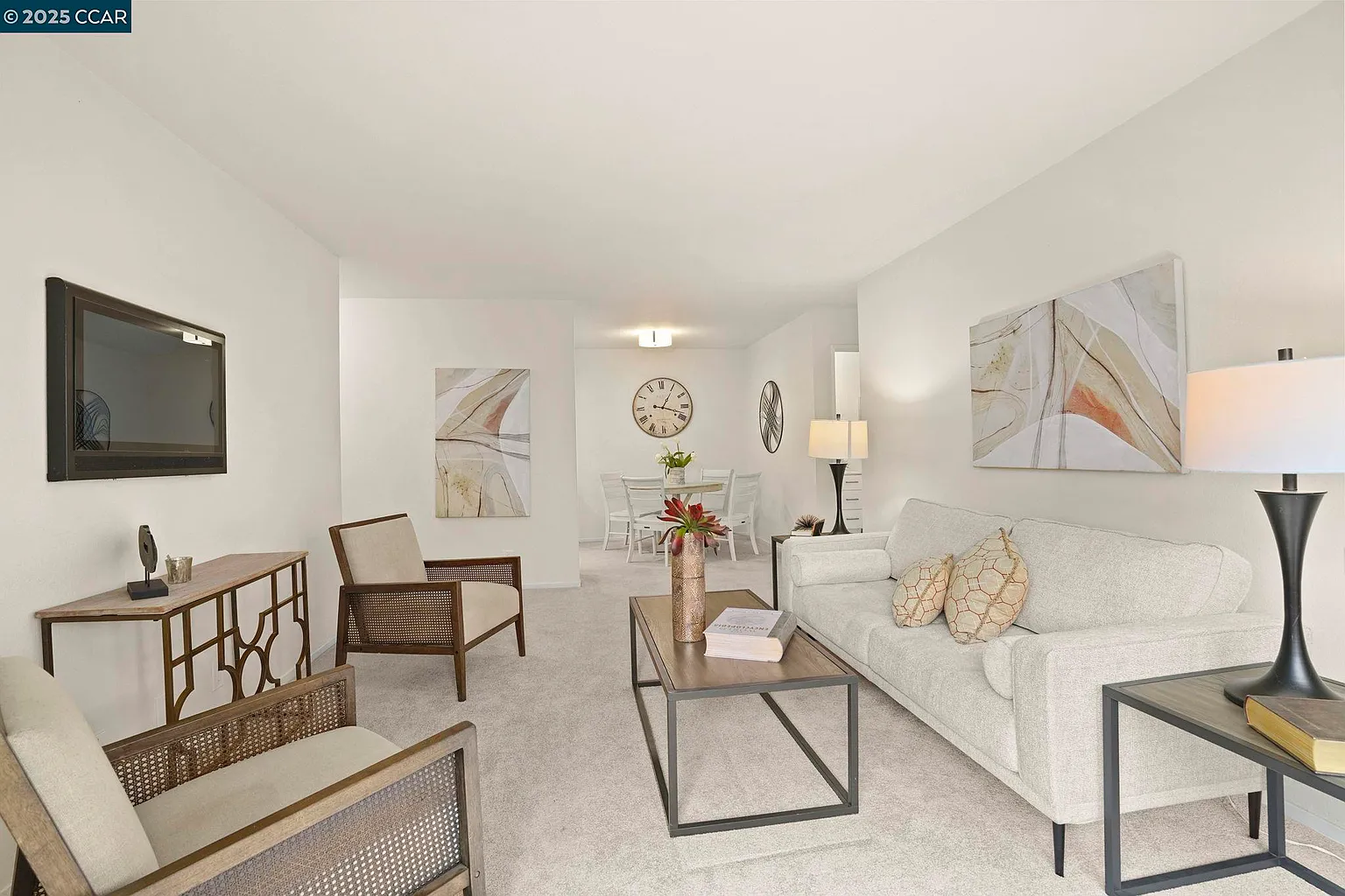 1407 Marchbanks Dr APT 4 photo 1