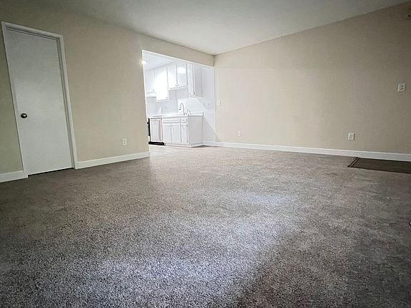 3rd image of 9600 Reseda Blvd #125