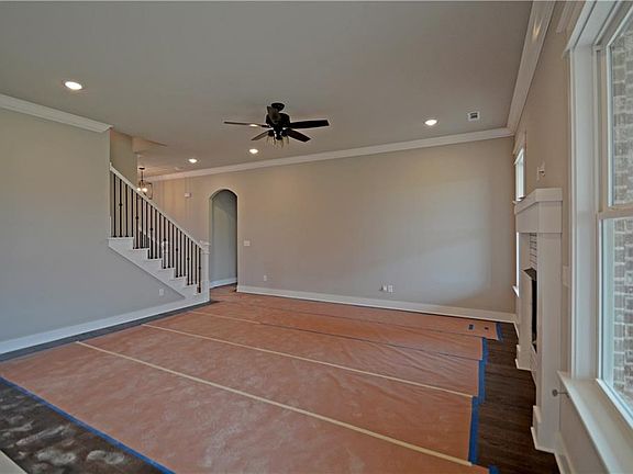 5th image of 5503 W Lakewood Dr