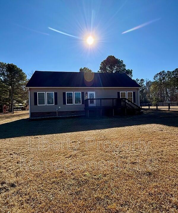 1st image of 143 Quail Dr