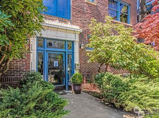 711 Belmont Pl E #302, Seattle, WA
