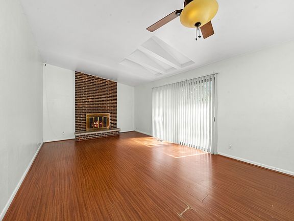 5th image of 316 Monterey Dr