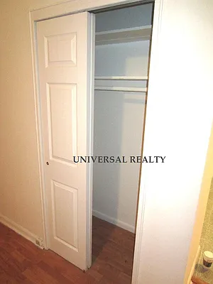 Rented by Universal Realty Group | media 10