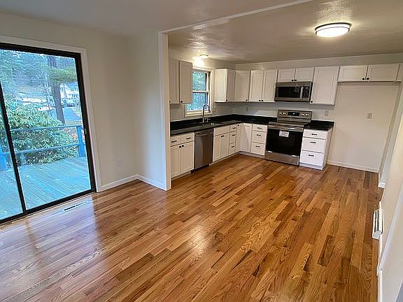 New Kitchen, New Hardwood