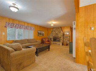 5998 Valley View Rd, Wrightwood, CA 92397