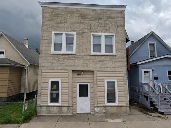 1010 Hoffman St, Hammond, IN 46327