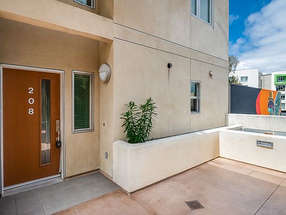 5th image of 3980 9th Ave Unit 208