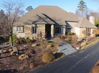 219 Stonehaven Ln, Blue Ridge, VA 24064