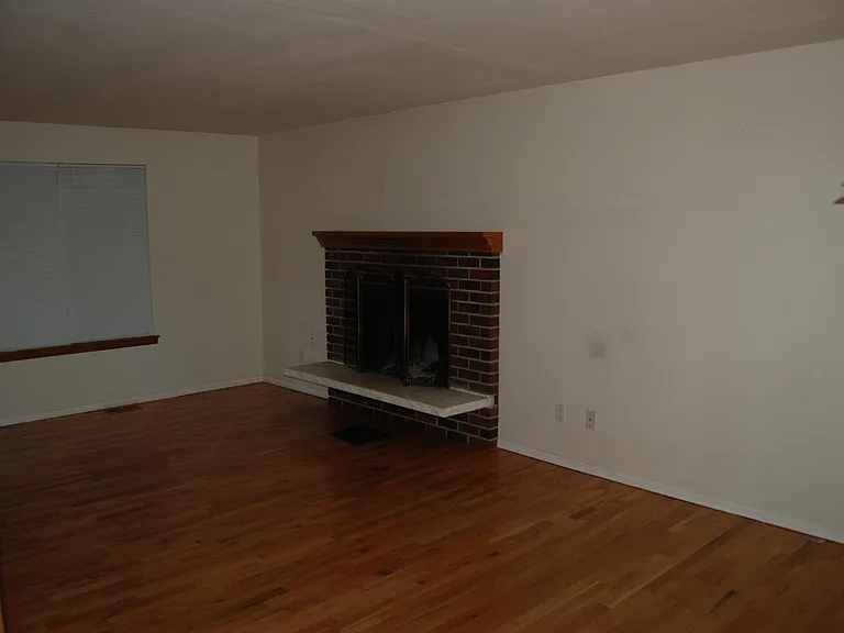 13310 NE 74th St — Photo 5