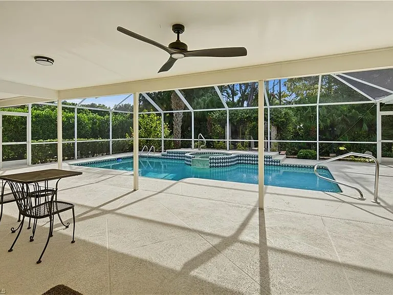 128 Viking Way — Photo 25